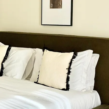 Bayab Charming - Corso Garibaldi 4*